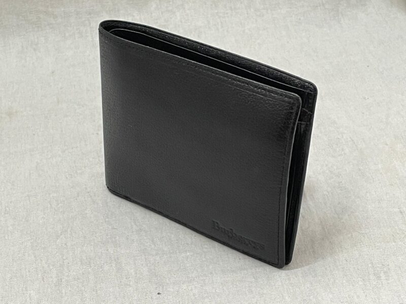 バーバリーの二つ折り財布