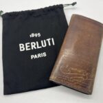 ベルルッティ カリグラフィ ロングウォレット ブラウン 長財布