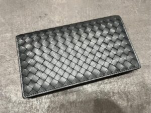ボッテガヴェネタ イントレチャート 長財布 272541